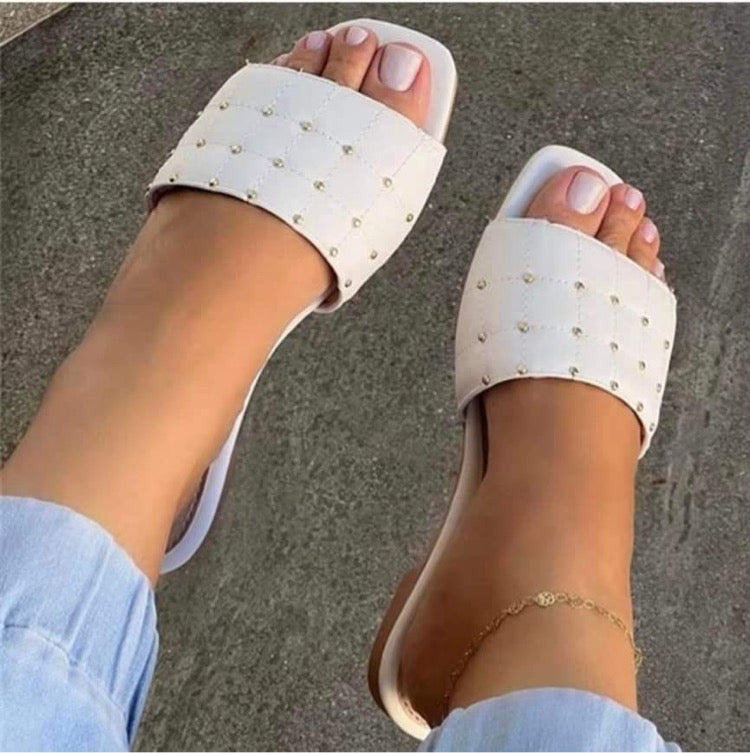 White & Silver Pebble Sandals